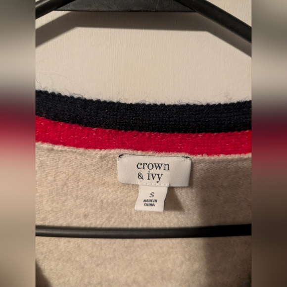 Crown&Ivy Button Down Sweater - Picture 4 of 4